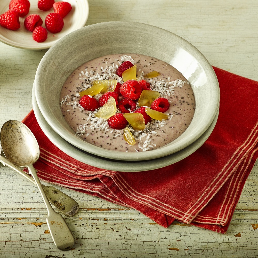 Blueberry and Avocado Smoothie Bowl