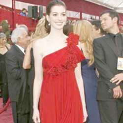 Anne Hathaway insists she has no confidence