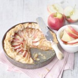 Apple and Toffee Tart