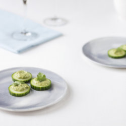 Avocado and Lime Cucumber Bites