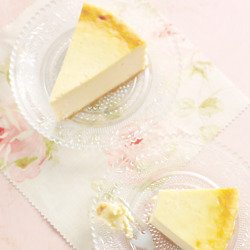 Baked Vanilla Cheesecake