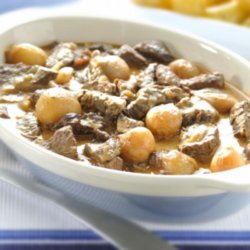 Slow cooked beef and red wine casserole