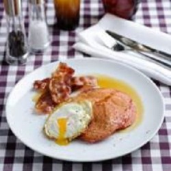 Beetroot Pancakes with Eggs, Smoked Bacon & Maple Syrup