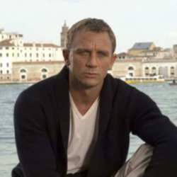 Daniel Craig as 007