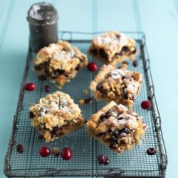 Coconut Mincemeat Streusel Bake