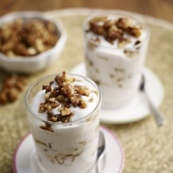 Coconut yoghurt, banana and walnut pots