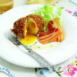 Deep Fried Egg with Pancetta and Endive Salad