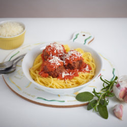 Doves Farm Spaghetti with Kidney Bean Meatballs