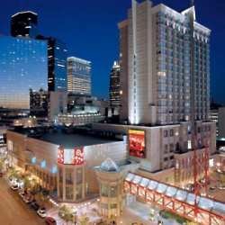 Graves 601 Hotel in Minneapolis was jointly granted the “Performing Excellence Award” in the Americas. 