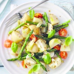 Potato Salad with Asparagus and Cherry Tomatoes