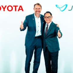 Joby founder and CEO JoeBen Bevirt and Akio Toyoda, Chairman of the Toyota Group