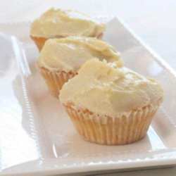 Xanthe Milton’s Lemon Speckle Cupcakes