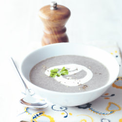 15-minute Mushroom, Garlic and Parsley Soup