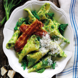 Pasta With Broccoli And Crispy Pancetta