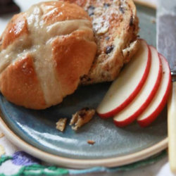 Pink Lady® Apple, Chocolate & Orange Zest Hot Cross Buns