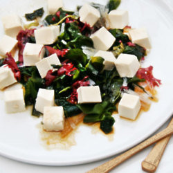 Sea Veg and Tofu Salad