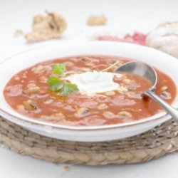 Spicy bean and tomato soup