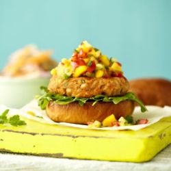 Barley and lentil burgers with a sweet and spicy salsa