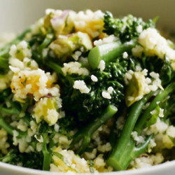 Salad with Cracked Wheat, Pistachio, Mint, Parsley and Apricots