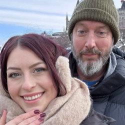 Comedian Tom Green & fiancee Amanda