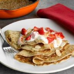 Viva Strawberry, Toasted Almond and Caramel Pancakes