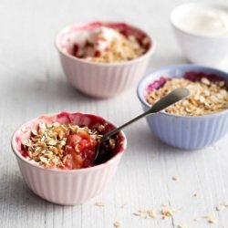 Warm Oat, Nuts and Plum Crunch